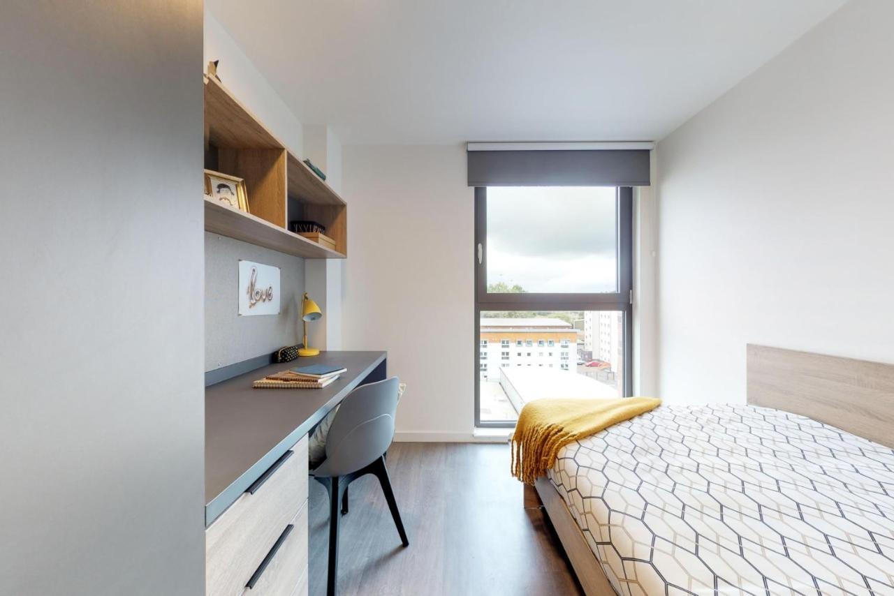 Private Bedrooms With Shared Kitchen, Studios And Apartments At Canvas Glasgow Near The City Centre For Students Only Dış mekan fotoğraf